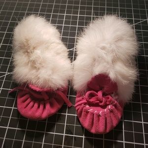 Laurentian chief size 5 slipper